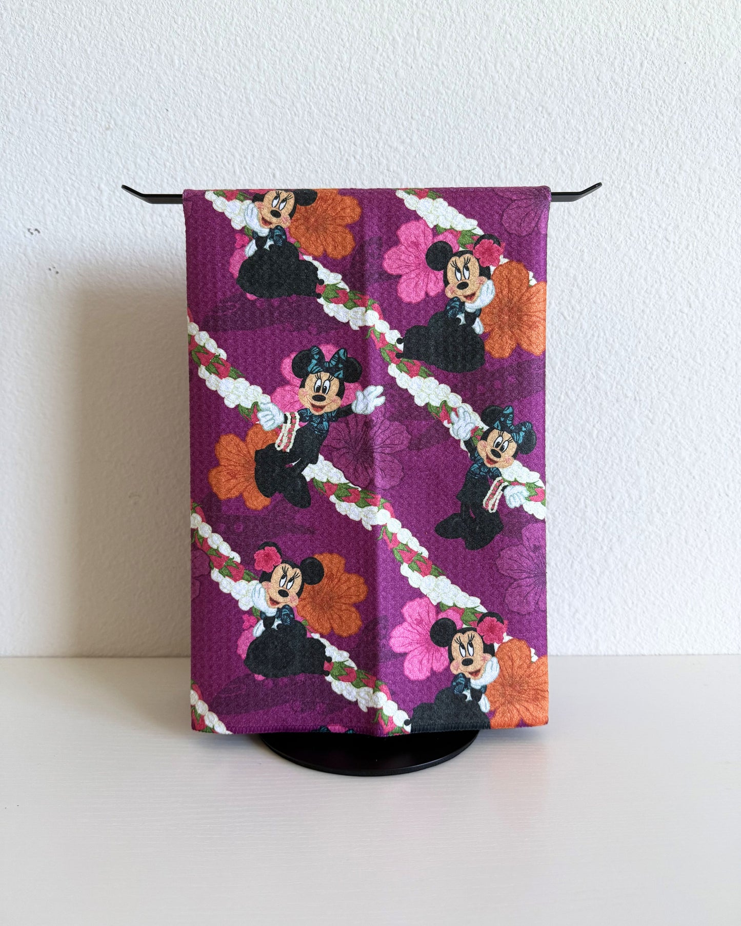 Minnie Flies with Us Microfiber Towel (Jess Made with Aloha x Reiko)