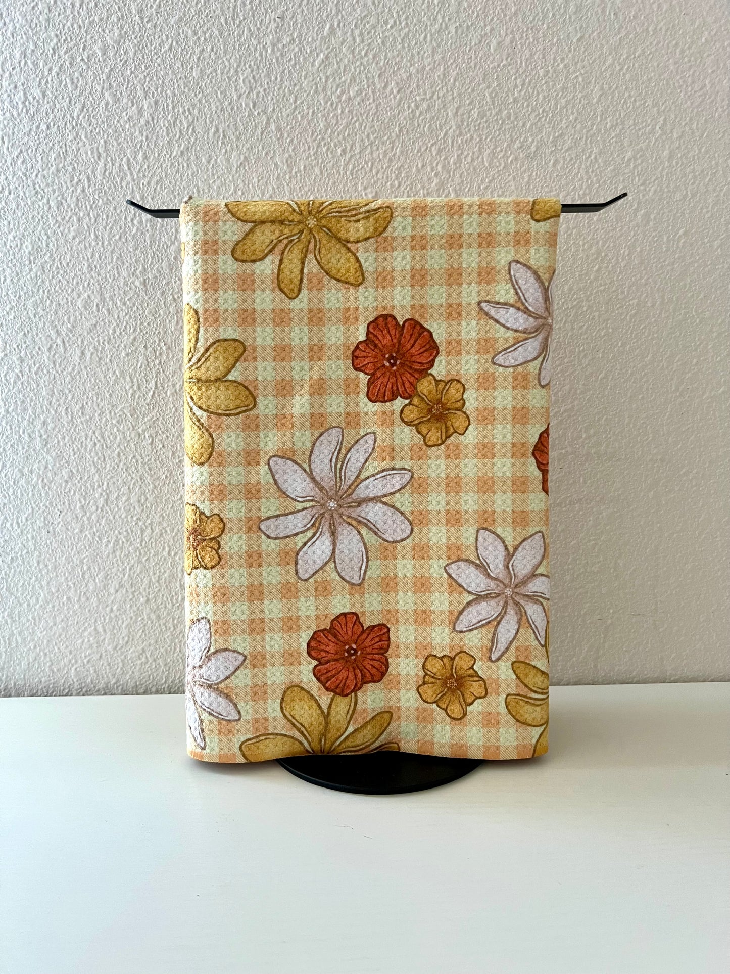 Palaka Pua Microfiber Towel (Reiko x Phases Hawaii)