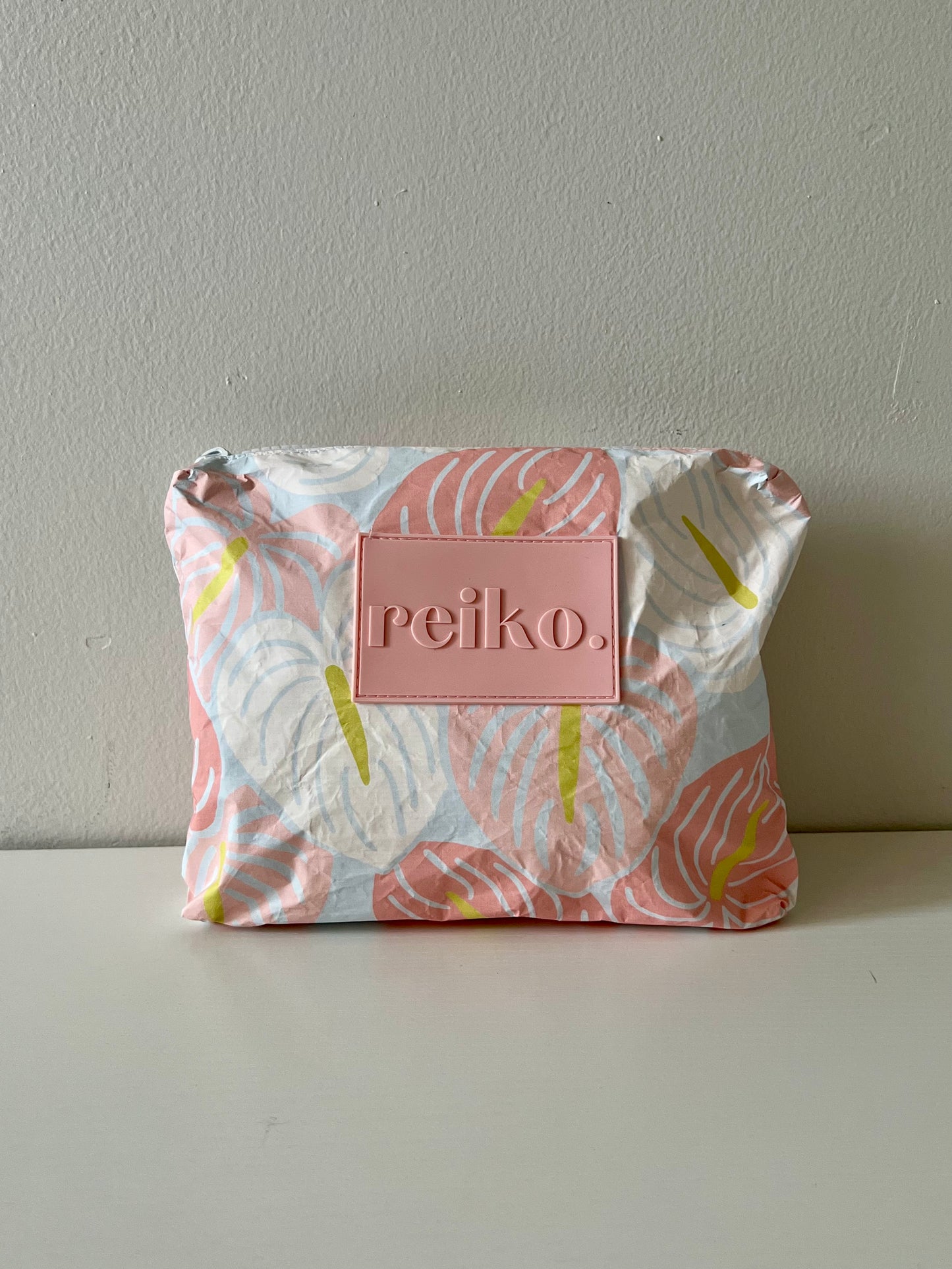 Light Anthurium Small Pouch