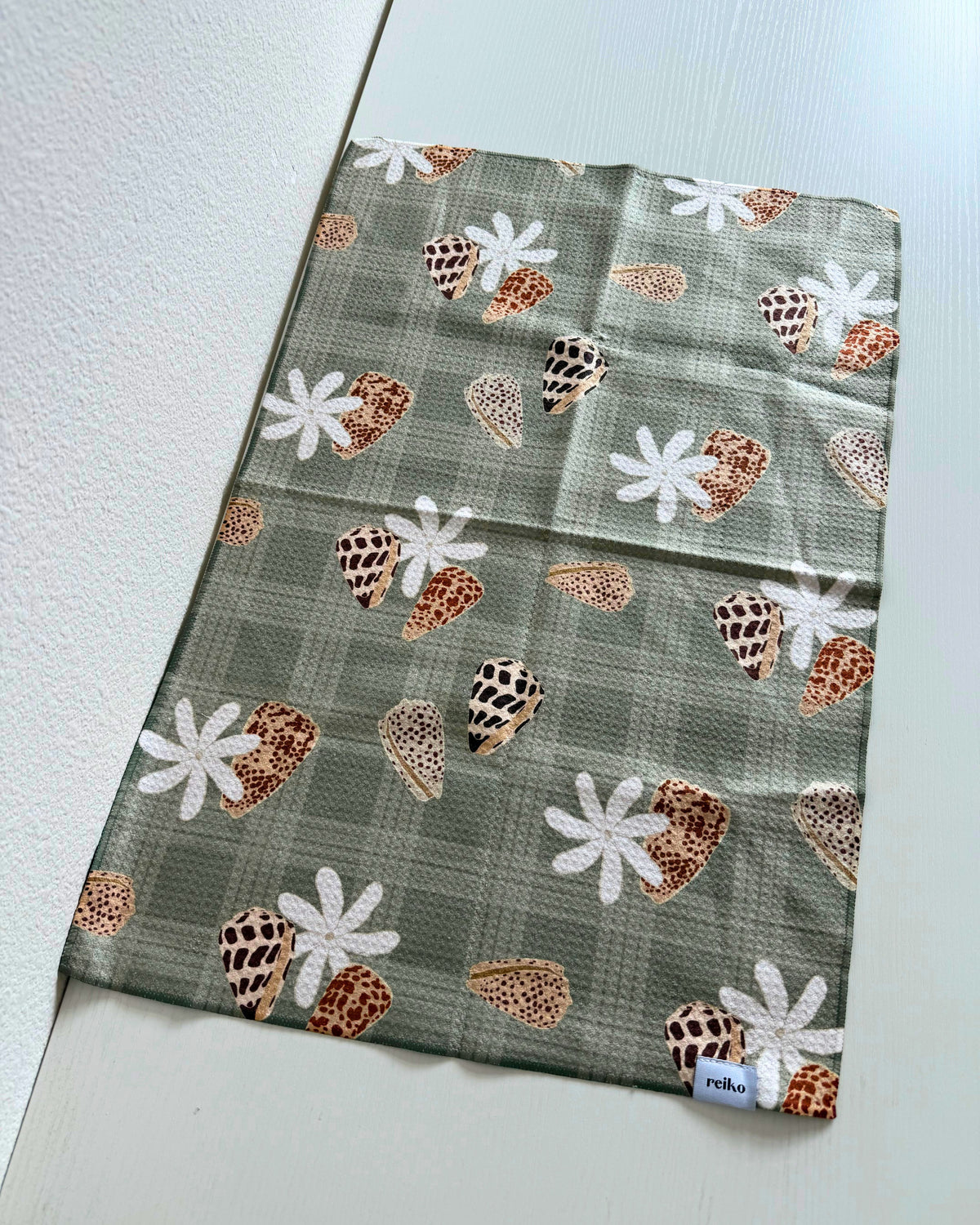 Sage Tiare & Shells Microfiber Towel