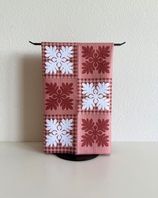 Mauve Quilt Microfiber Towel (Creations by Sam x Reiko)