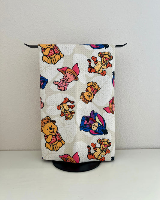 Luau Pooh Microfiber Towel (Hekili Designs x Reiko)_