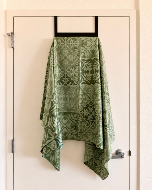 Green Magical Kuiki Go Anywhere Waffle Microfiber Towel (My Little Sunshine x Reiko)
