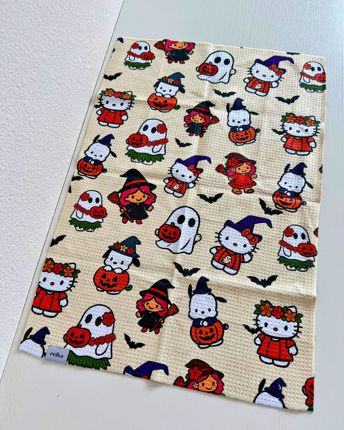 Cream Spooky Microfiber Towel